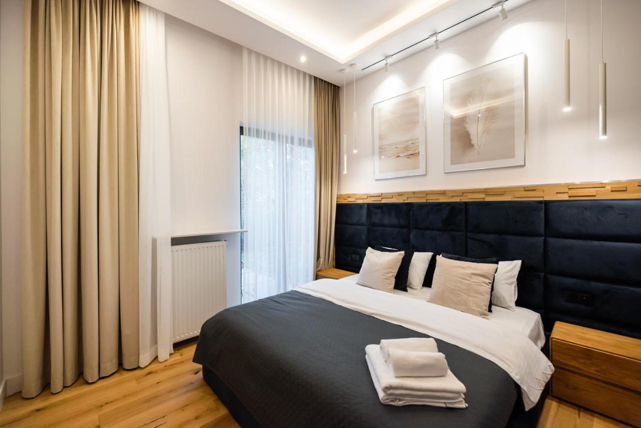 Zlota Sophisticated Apartment Warschau Buitenkant foto