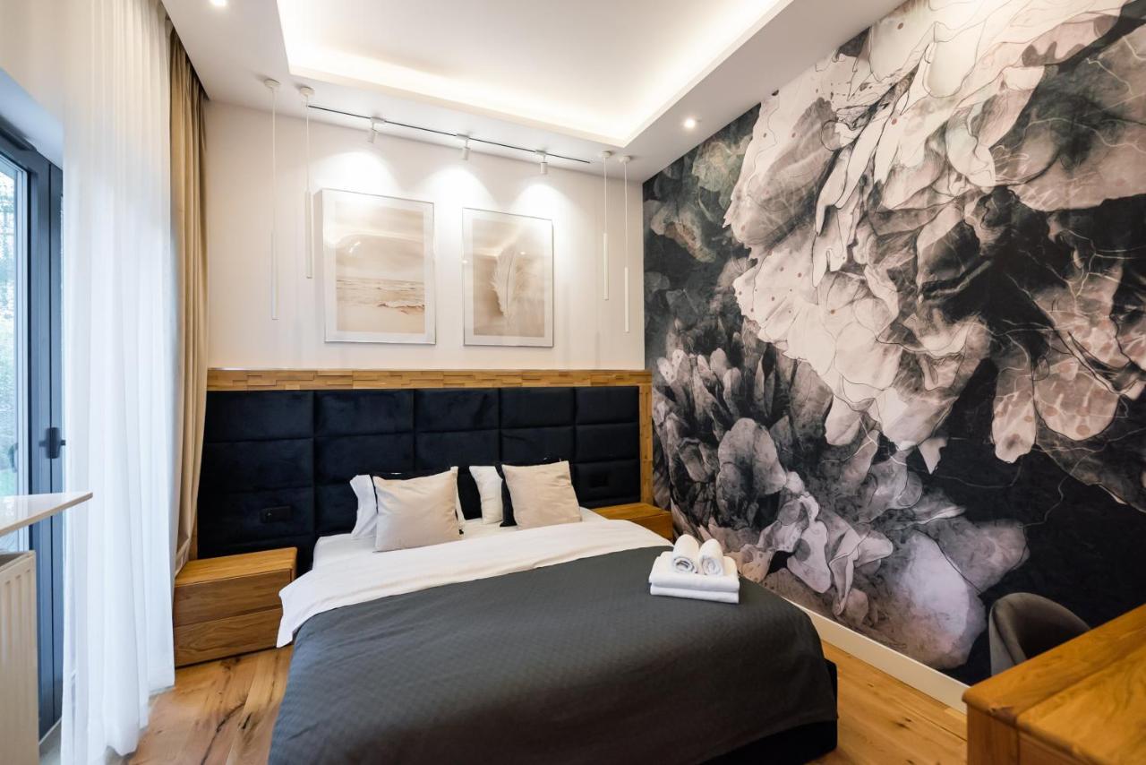 Zlota Sophisticated Apartment Warschau Buitenkant foto